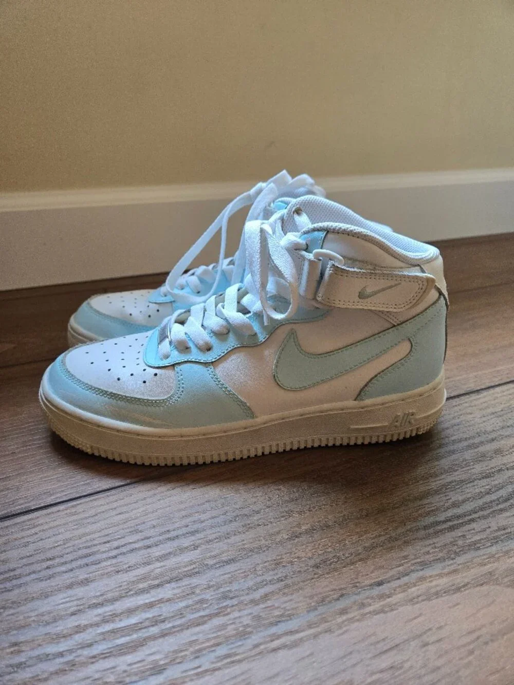 Nike Air Force 1